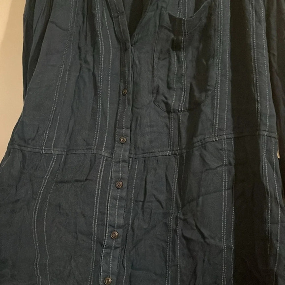 FREE PEOPLE- cozy nights button down top - in the color Harbor - NWT - Picture 4 of 8